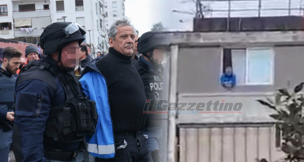 Panico a Ponticelli: pregiudicato 63enne, spara dal balcone verso la strada