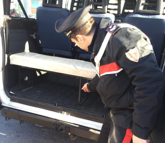 Napoli: scuolabus, controlli a tappeto dei carabinieri tra Giugliano e Villaricca