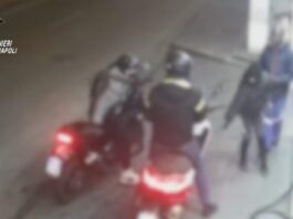 Napoli, 15enne accoltella un giovane al rione "Ponticelli" durante una lite: è allarme. Controlli dei carabinieri nel capoluogo ed in provincia