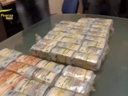 Ercolano, ecco la centrale del riciclaggio internazionale: movimentati 2 miliardi e mezzo di euro, 6mila clienti, 8 indagati. Tutti i dettagli dell’inchiesta