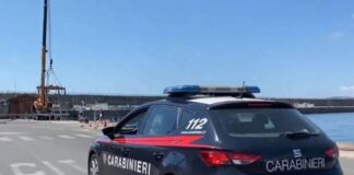 Pozzuoli: lo perseguita dopo la fine del matrimonio, arrestata una 44enne