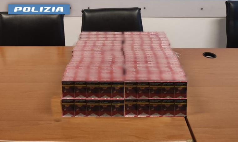 Tangenziale di Napoli: denunciato un 38enne napoletano per contrabbando di sigarette