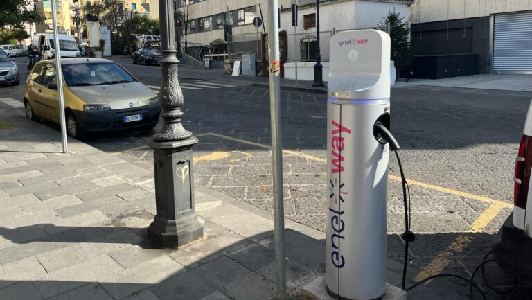 Torre del Greco: installazione di infrastrutture di ricarica di mezzi elettrici