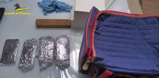 Tentata estorsione a Bologna: l’ombra della camorra Tentata estorsione da quasi 5 milioni di euro ad un imprenditore di Bologna, il blitz anche a Salerno e a Portici: l'ombra della camorra dietro le minacce