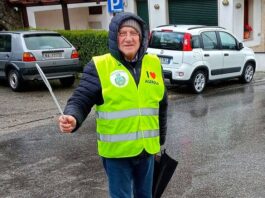 Ad Agerola operativi i nuovi Nonni Vigili: il supporto volontario e gratuito negli orari di ingresso ed uscita da scuola