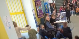 Afragola: “Cacciato come un cane”. Bimbo autistico allontanato da evento a scuola