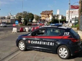 Giugliano, fuggono alla vista dei carabinieri: ritrovati attrezzi per lo scasso nell'auto