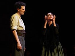 A Napoli "Nozze di sangue": il teatro nella sua più intensa potenza evocativa. Lina Sastri tra prosa, canto e danza