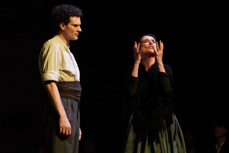 A Napoli “Nozze di sangue”: il teatro nella sua potenza evocativa A Napoli “Nozze di sangue”: il teatro nella sua potenza evocativa