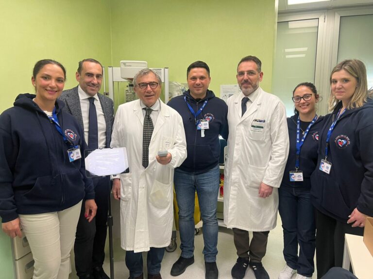 Castellammare, una nuova sonda ecografica wireless per la Tin