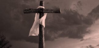Prima di Pasqua la morte di Cristo e l’Assenza di Dio sulla Terra Prima di Pasqua la morte di Cristo e l’Assenza di Dio sulla Terra. Un abbandono che fa riflettere sul silenzio divino