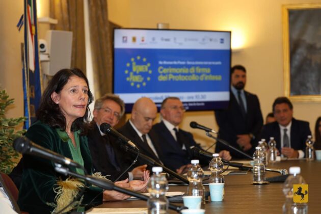 La Regione Campania firma per la parità, senza le donne non se ne parla: "I modelli positivi sono fondamentali per trarre ispirazione"