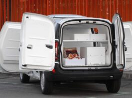 Marigliano, rubano un furgone con mozzarelle e caciotte e scappano: inseguiti dai Carabinieri. Tre persone in manette per furto aggravato