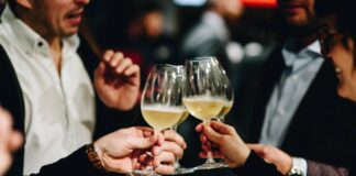 Napoli, Centro storico: chiuso bar per 5 giorni