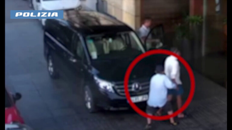 Rapinatori di orologi di lusso, maxi-blitz a Napoli: 35 arresti Rapinatori di orologi di lusso, maxi-blitz a Napoli: 35 arresti