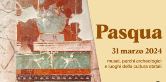 Le festività di Pasqua rappresentano il vero avvio di primavera e per i siti archeologici, in quanto all’aperto, corrispondono a visitatori ancora più partecipi e soddisfatti della visita. Il Parco Archeologico di Ercolano accoglie i propri visitatori in questo periodo con le aperture nei giorni di Pasqua e Pasquetta dalle 8.30 alle 19.30 (ultimo accesso alle ore 18.00) e invita a sperimentare la modalità di visita “slow” presso il c.d. giardino dei melograni della Casa del Rilievo di Telefo concedendosi una pausa sulle sdraio a disposizione, leggendo e consultando volumi in diverse lingue. Nel Parco Maiuri cittadini di Ercolano e visitatori potranno inoltre continuare ad approfittare dell’iniziativa “LIBeRI al Parco” progetto di booksharing lanciato ormai da quasi un anno. Lo staff del Parco suggerisce inoltre ai visitatori di approfittare dell’apertura, fino all’11 aprile, della Casa della Gemma, gioiello del Parco Archeologico di Ercolano, tra le più famose per i preziosi mosaici pavimentali. “Il numero di visitatori che cresce in modo esponenziale – dichiara il Direttore Sirano – rappresenta la vera primavera di questo periodo, le persone sono interessate, appassionate e consapevoli: noi poniamo i visitatori al centro con le iniziative che proponiamo in modo ciclico durante l’anno e ci ripagano per l’impegno profuso”. I visitatori in questi giorni incontreranno nel Parco i giovani delle scuole del territorio (“Adriano Tilgher” di Ercolano – “Eugenio Pantaleo “ e “Gaetano De Bottis” di Torre del Greco e “Francesco Saverio Nitti” di Portici) che svolgono qui i percorsi della ex alternanza scuola-lavoro che avvicinano i ragazzi delle superiori all’esperienza sul campo per applicare le conoscenze apprese in modo dinamico anche in ambito lavorativo. Gli studenti, affiancati dai funzionari e dal personale di accoglienza dell’istituto, saranno impegnati nell’accoglienza dei visitatori in diversi punti del sito archeologico, potranno relazionarsi con i turisti in più lingue, fornire indicazioni sul sito, e vigilare sul rispetto delle strutture e dei manufatti antichi, oltre che effettuare monitoraggio dei gruppi con guide turistiche.