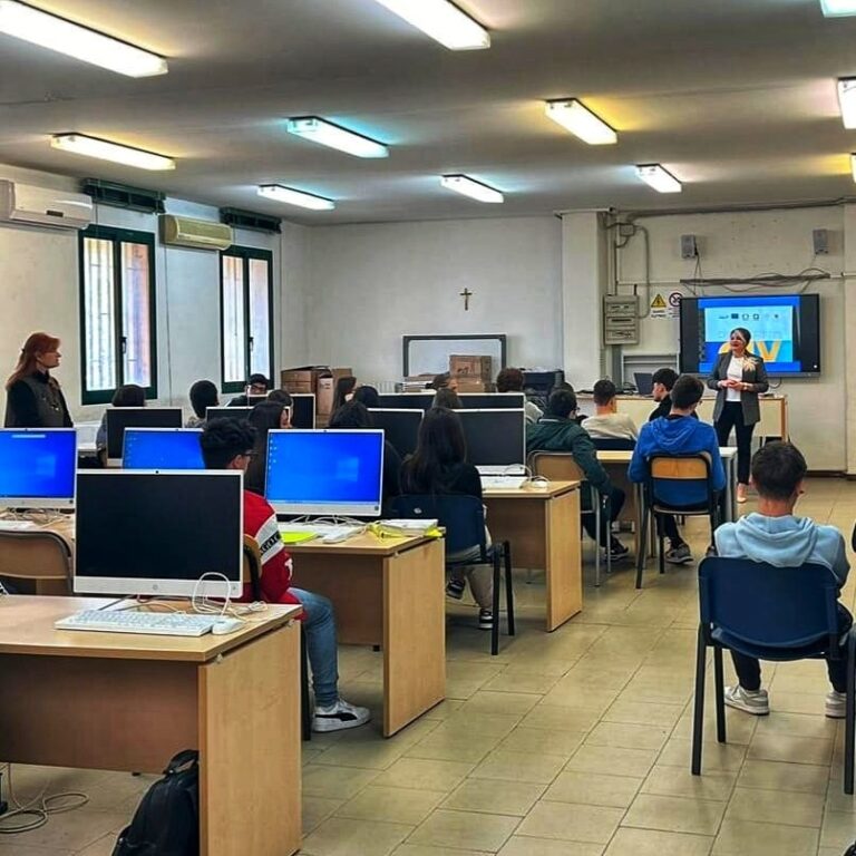 Agerola: l’assessore Santina Acampora tra i 40 giovani di “Cives”