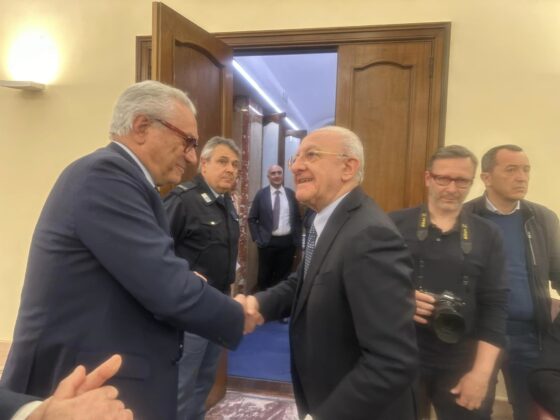 De Luca ha dichiarato che sono stati stanziati 120 milioni di euro per la realizzazione di una struttura moderna dotata di 310 posti letto