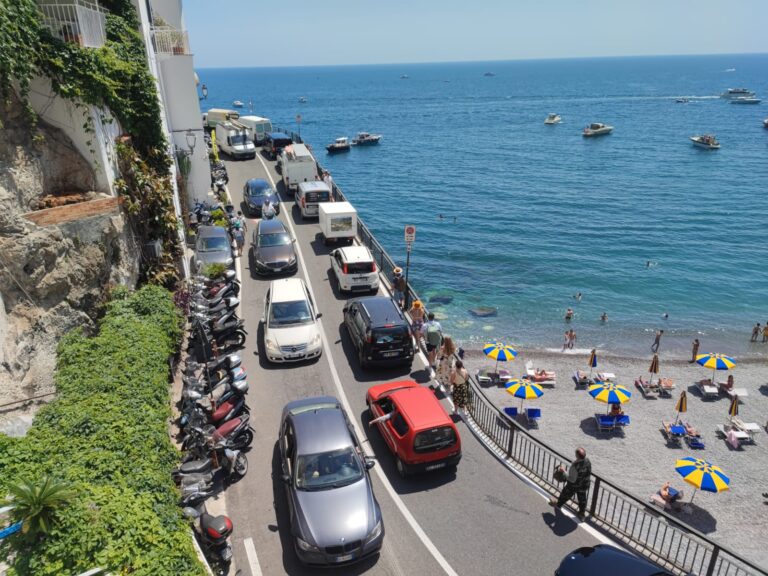Traffico in Costa d’Amalfi, occorre una gestione logistica complessa in attesa della ZTL territoriale Traffico in Costa d’Amalfi, occorre una gestione logistica complessa in attesa della ZTL territoriale