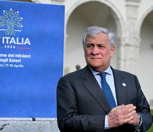 G7 dei Ministri degli Esteri a Capri, Antonio Tajani in pressing per la pace. Gli Stati Uniti hanno proposto nuove sanzioni all’Iran