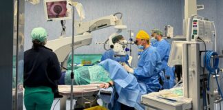 Boscotrecase, ragazza recupera la vista grazie ad un trapianto Boscotrecase, ragazza di 25 anni recupera la vista grazie ad un trapianto di cornea. L'Asl: "Polo di eccellenza anche per la cura delle patologie oculistiche"