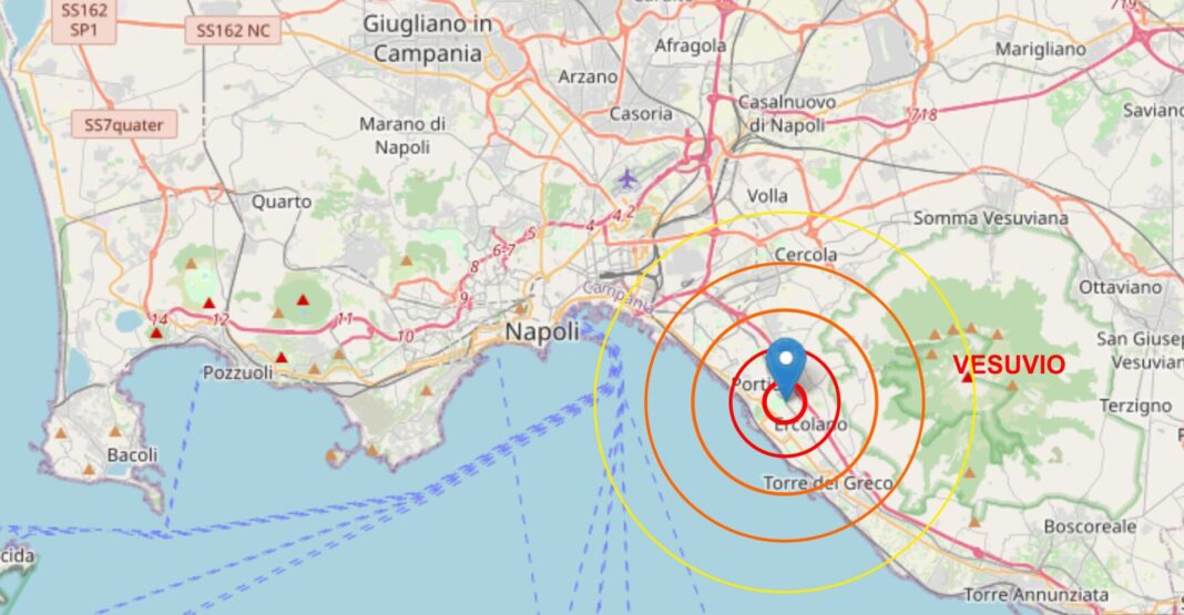 Trema anche il Vesuvio: scossa di magnitudo 2.1 con epicentro nella Reggia di Portici