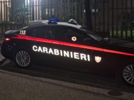 Napoli, tentano di costringerlo a vendere droga: picchiato selvaggiamente. Arrestati tre uomini del clan Casella