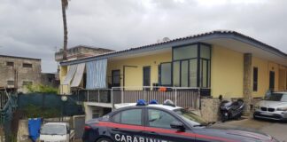 Terrore a Sant'Antonio Abate, 41enne si barrica in casa e minaccia di far esplodere l'abitazione con una bombola di gas: l'intervento dei Carabinieri