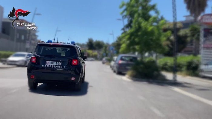 Napoli: meglio in carcere che in casa con la moglie: 33enne vìola i domiciliari e finisce in manette Napoli: meglio in carcere che in casa con la moglie: 33enne vìola i domiciliari e finisce in manette
