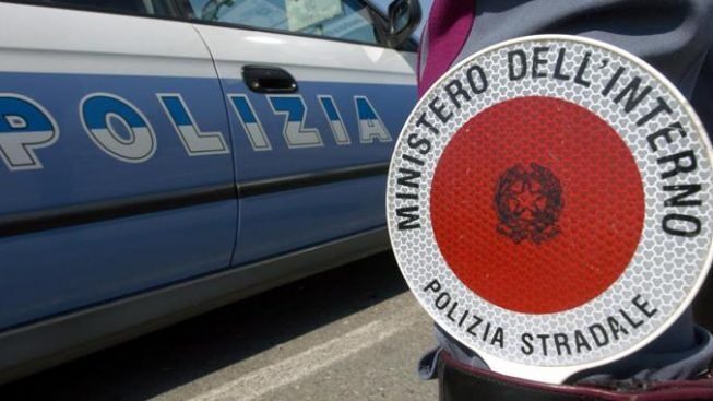 Napoli, Piazza Garibaldi: denunciati 6 giovani a seguito di una rissa Napoli, Piazza Garibaldi: denunciati 6 giovani a seguito di una rissa