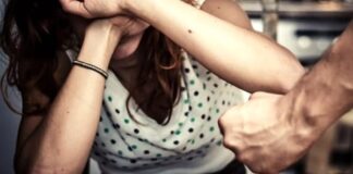 Poggiomarino, minaccia la compagna con un coltello. Arrestato un 30enne