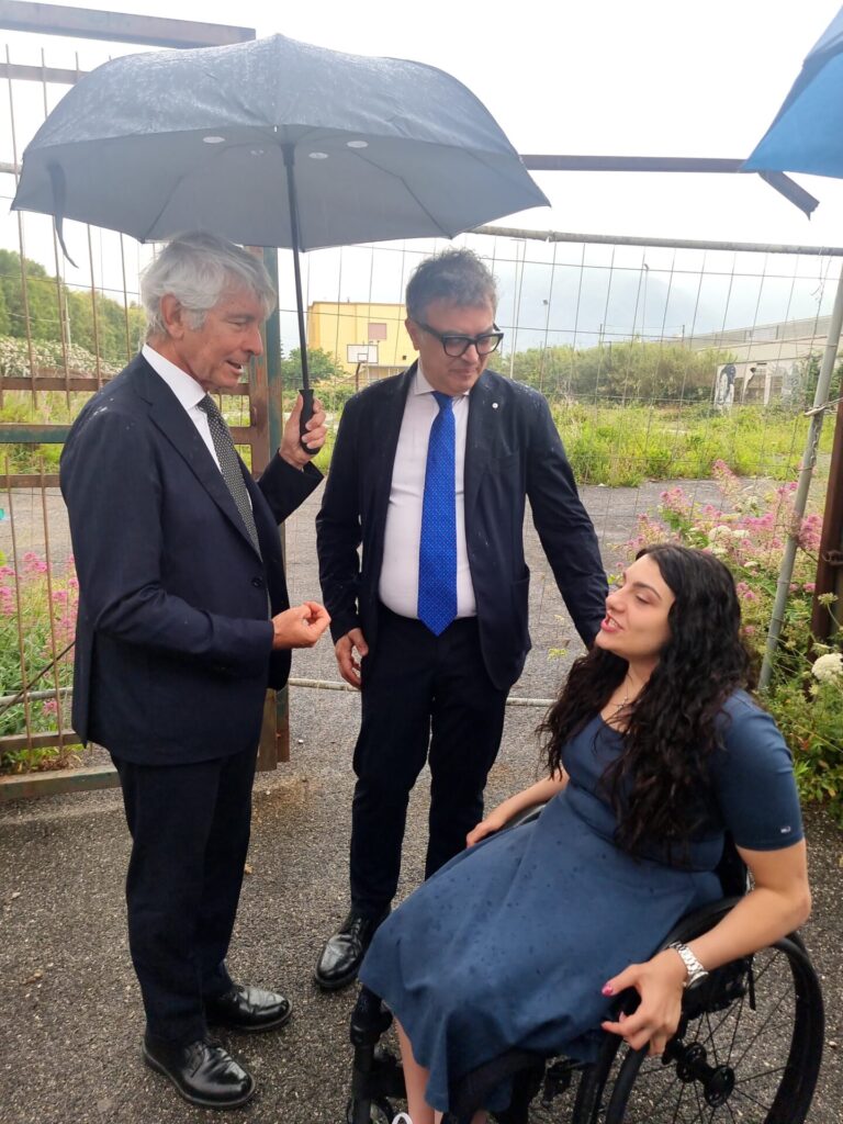 D’Apuzzo accoglie il ministro Abodi “Castellammare città di campioni e di sport, con il governo sinergia per strutture e giovani” D’Apuzzo accoglie il ministro Abodi “Castellammare città di campioni e di sport, con il governo sinergia per strutture e giovani”