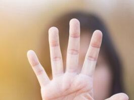 Pozzuoli: “Non uscire o ti ammazzo !”. Arrestato stalker