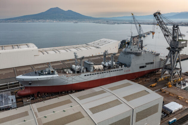 nave atlante castellammare