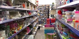 Torre del Greco, megastore cinese evadeva le tasse: il sequestro Torre del Greco, megastore cinese evadeva le tasse