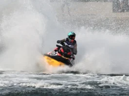 I vincitori della prima tappa del campionato italiano moto d'acqua 2024 a Napoli