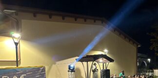 Santa Maria la Carità, in centinaia in piazza per “Ritorno al Futuro”: il grande evento dedicato ai giovani