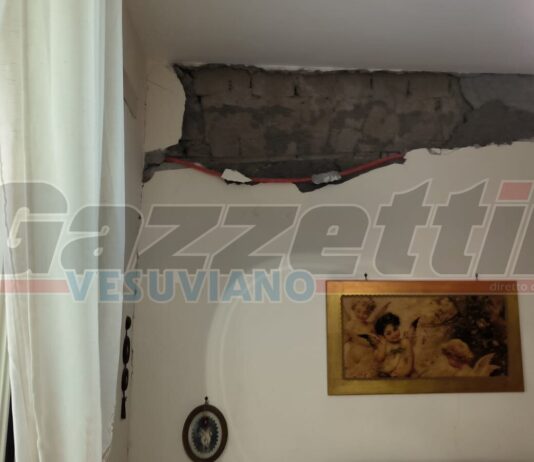 Terremoti ai Campi Flegrei, evacuate 39 famiglie e trasferite le detenute del carcere. La Prefettura: "Bisogna vivere la situazione con serenità"