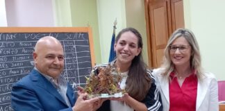 Successo a Pollena Trocchia per il Vesuvian Poetry Slam, vince Naomi Simeoli