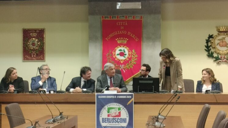 Pomigliano d’Arco: verso le Elezioni Europee, il Ministro Tajani a tutela delle donne e del sud. "L'Italia non è in guerra"