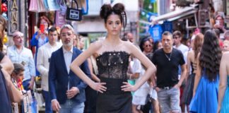 "Napoli Fashion Week", grande successo per la due giorni al Complesso di San Domenico Maggiore: "In prima linea l’Associazione di San Gregorio Armeno"