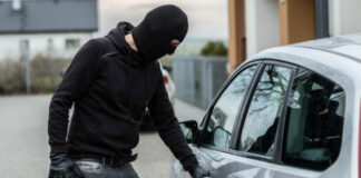 Quarto: furti di auto, 3 persone in manette