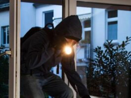 Torre Annunziata, rapina un abitazione nel cuore della notte: arrestato un uomo