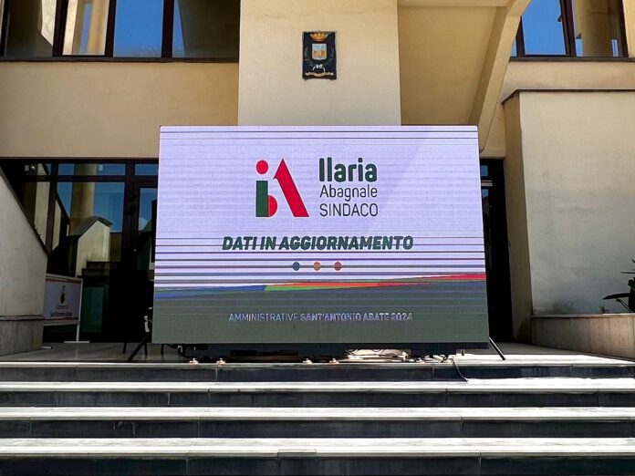Sant'Antonio Abate, in piazza il ledwall per conoscere in diretta i consiglieri