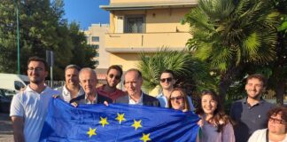 Torre del Greco, Inaugurata la “panchina europea” sul belvedere di via Calastro