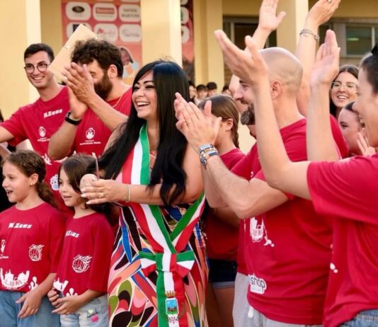 Sant’Antonio Abate, l’arena di beach volley è la più popolata dai giovani