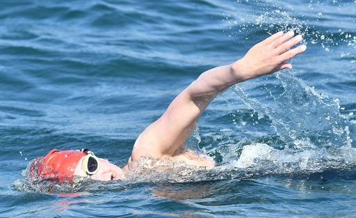 Capri-Napoli: una donna più veloce degli uomini nella open