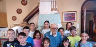 Pimonte, paese in festa per i 103 anni di Zi Minico: vanta ben 2 nipoti, 23 pronipoti e 3 trisnipoti