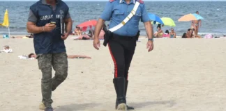 Torre Annunziata, controlli degli stabilimenti balneari. Multe e lavoro in nero