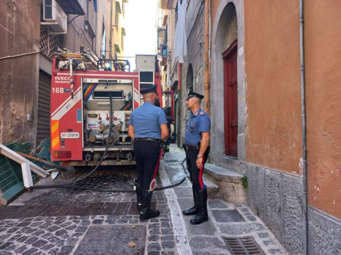carabinieri vigili del fuoco sant'agnello